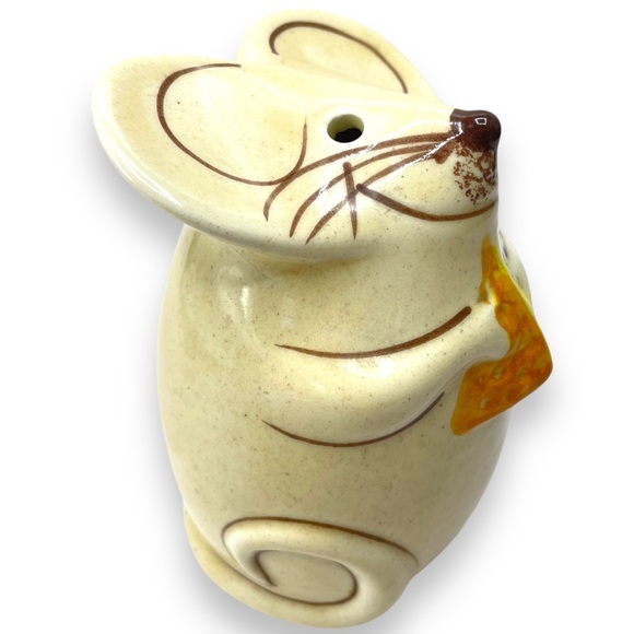 N.S. Gustin Vintage 70's Ceramic Hand Painted Mouse Parmesan Cheese Shaker 5" - Picture 4 of 9